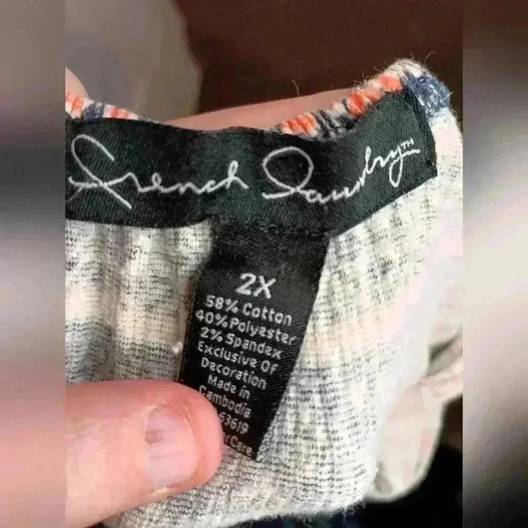 2 FOR 25$ FRENCH LAUNDRY blouse- (#661) - Picture 2 of 7